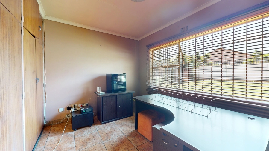 4 Bedroom Property for Sale in Hazeldene Gauteng