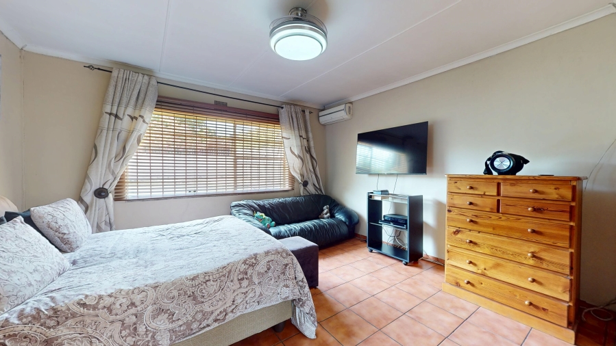 4 Bedroom Property for Sale in Hazeldene Gauteng