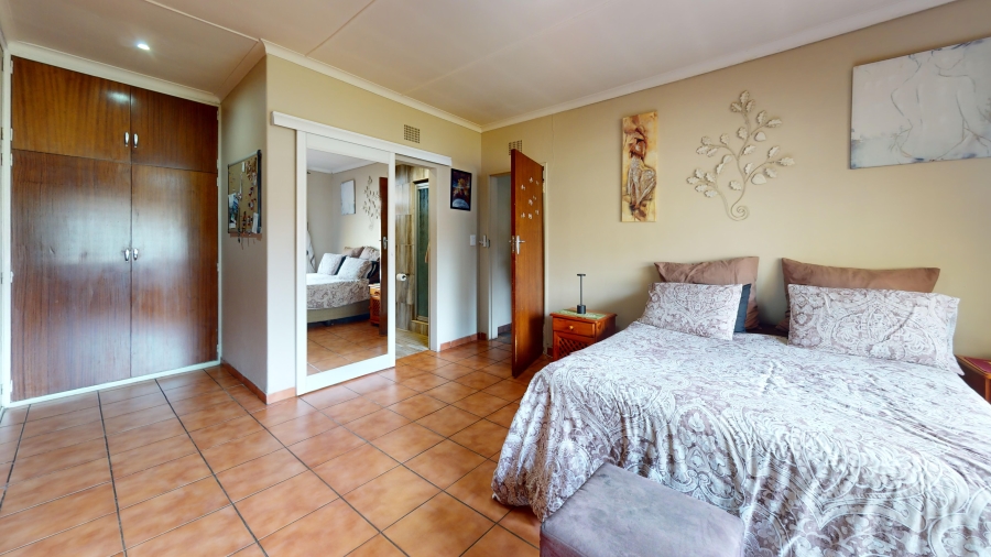 4 Bedroom Property for Sale in Hazeldene Gauteng