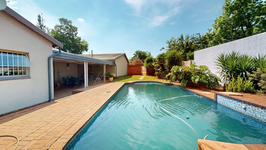 4 Bedroom Property for Sale in Hazeldene Gauteng