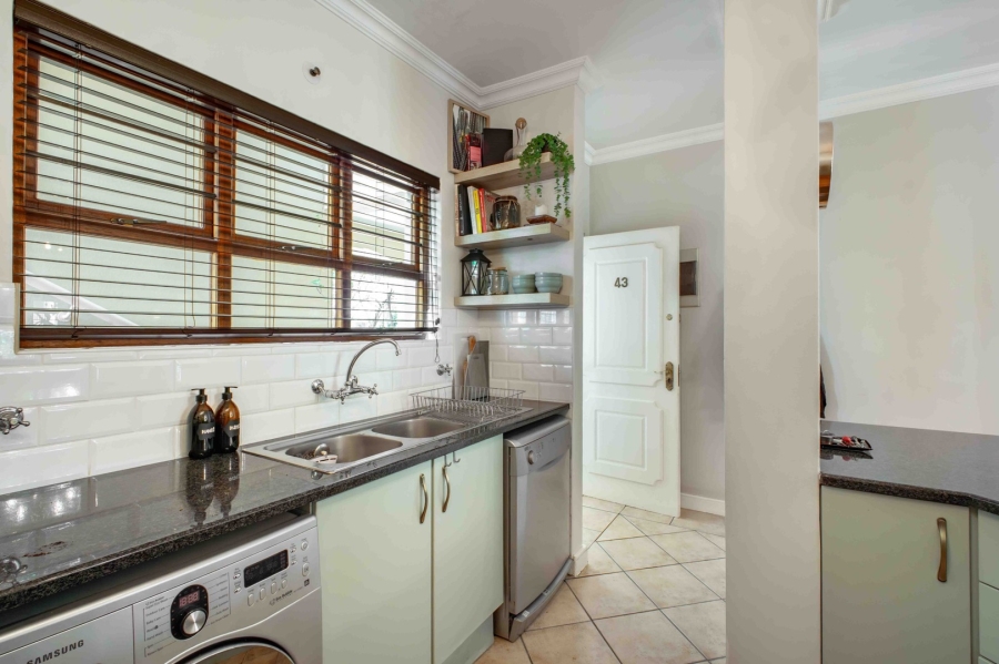 2 Bedroom Property for Sale in Bryanston Gauteng