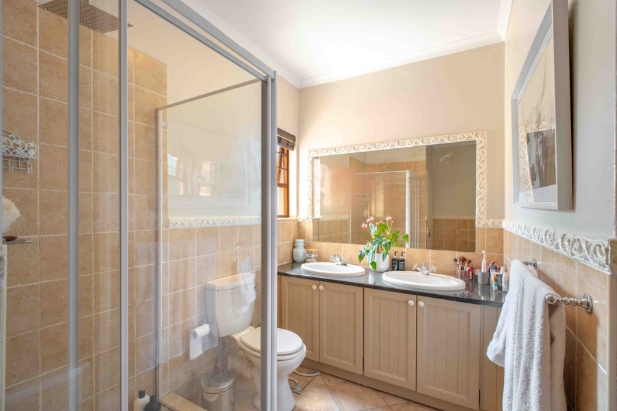 2 Bedroom Property for Sale in Bryanston Gauteng