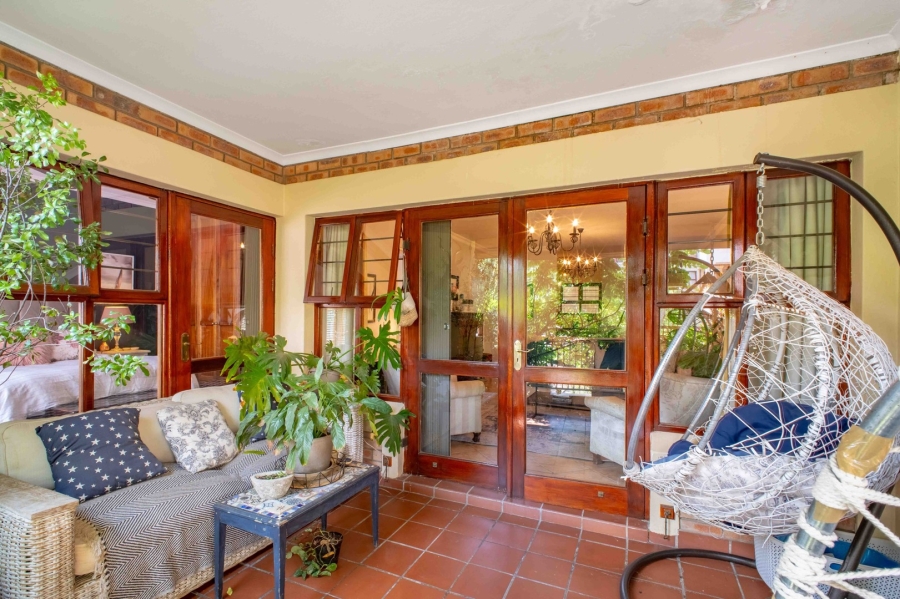 2 Bedroom Property for Sale in Bryanston Gauteng