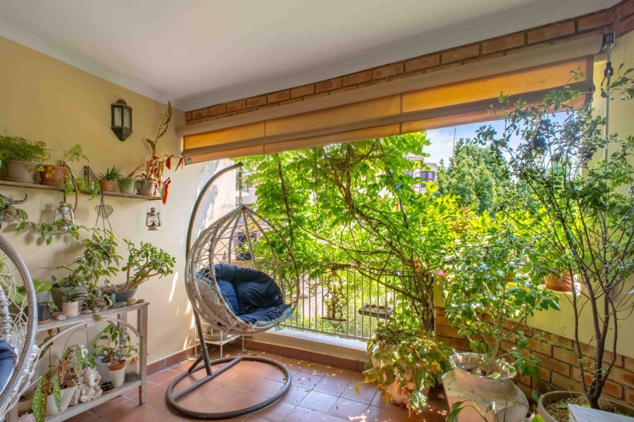 2 Bedroom Property for Sale in Bryanston Gauteng