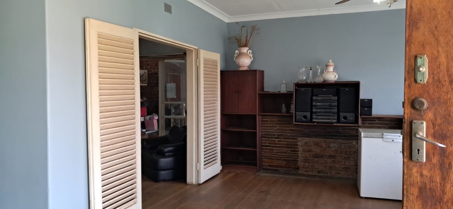 3 Bedroom Property for Sale in Brakpan Central Gauteng