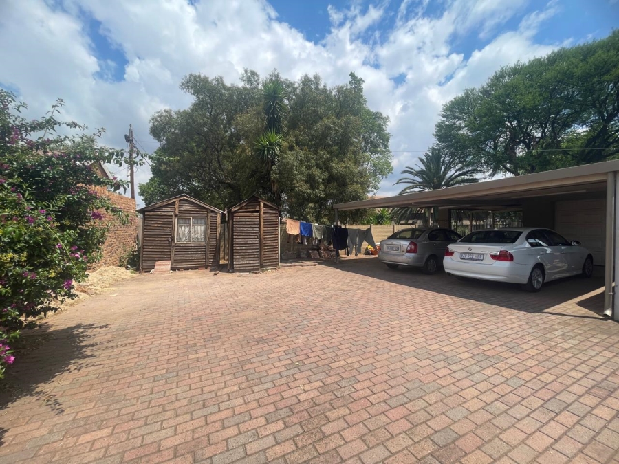 3 Bedroom Property for Sale in Erasmia Gauteng