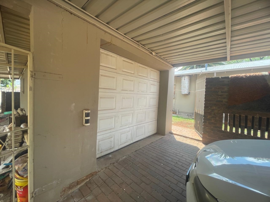 3 Bedroom Property for Sale in Erasmia Gauteng
