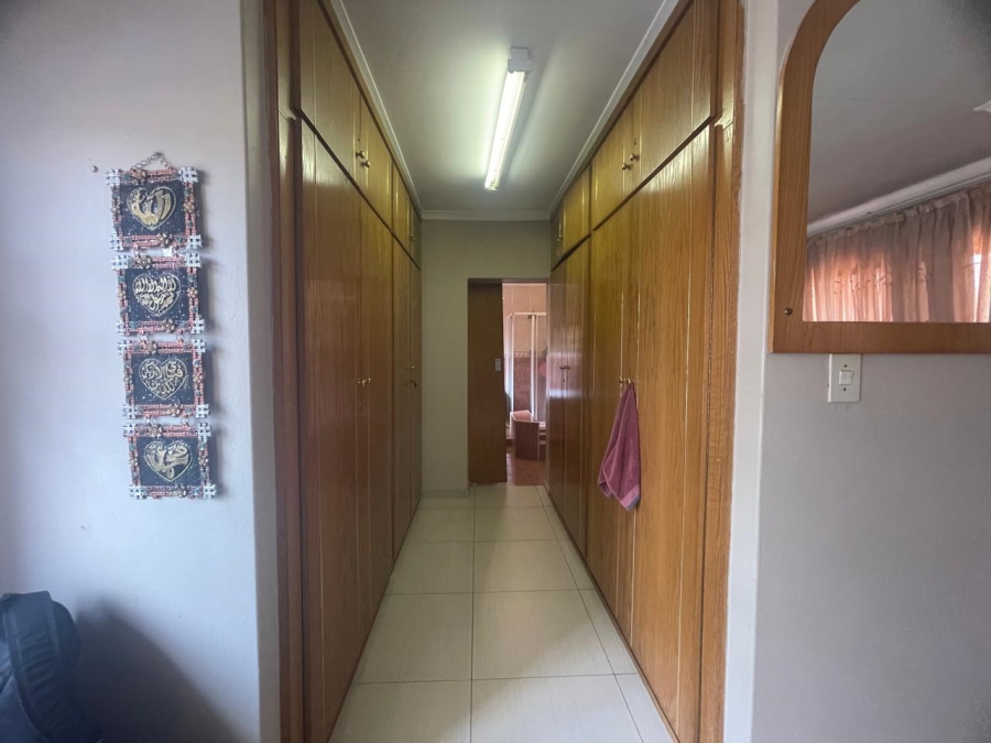 3 Bedroom Property for Sale in Erasmia Gauteng
