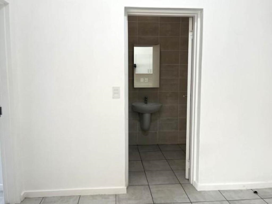 To Let 1 Bedroom Property for Rent in Lilianton Gauteng