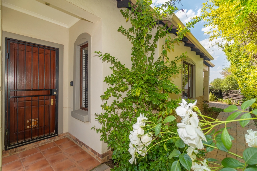 2 Bedroom Property for Sale in Paulshof Gauteng