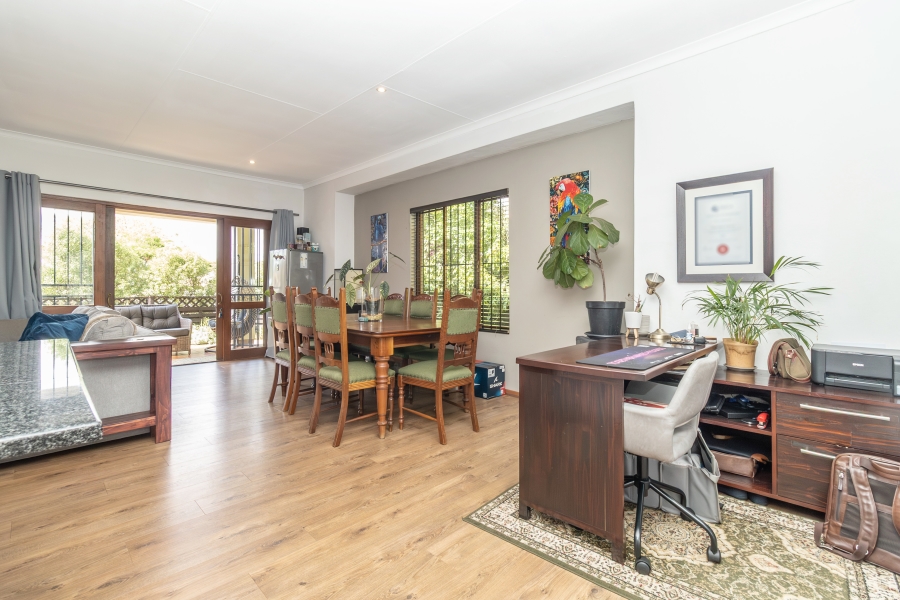 2 Bedroom Property for Sale in Paulshof Gauteng