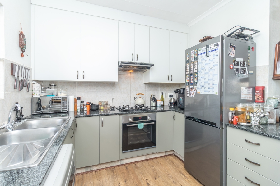 2 Bedroom Property for Sale in Paulshof Gauteng