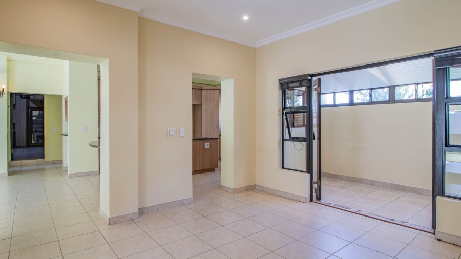 3 Bedroom Property for Sale in Greenstone Hill Gauteng