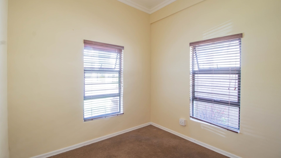 3 Bedroom Property for Sale in Greenstone Hill Gauteng