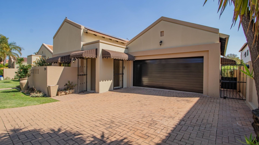 3 Bedroom Property for Sale in Greenstone Hill Gauteng