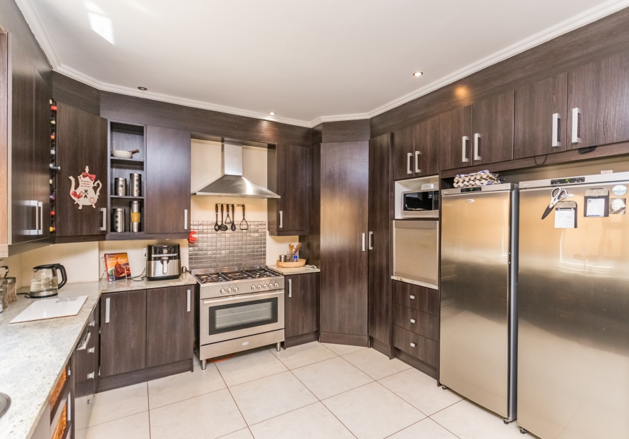 4 Bedroom Property for Sale in Boardwalk Gauteng