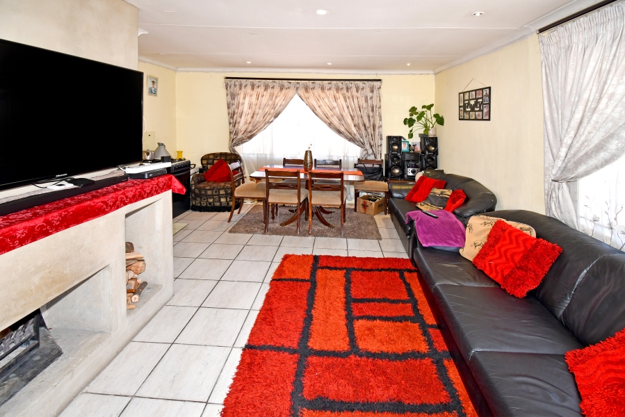 3 Bedroom Property for Sale in Bramley View Gauteng