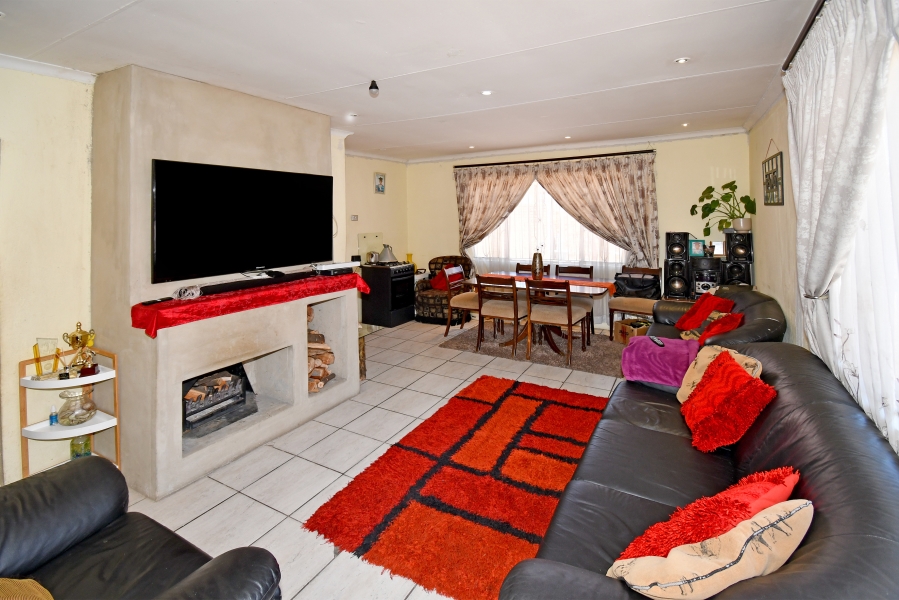 3 Bedroom Property for Sale in Bramley View Gauteng