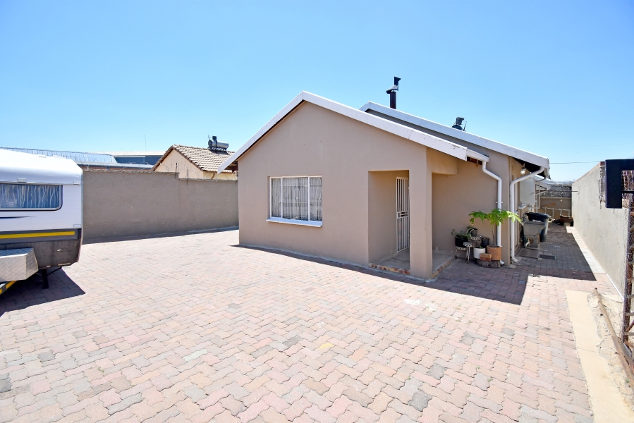 3 Bedroom Property for Sale in Bramley View Gauteng
