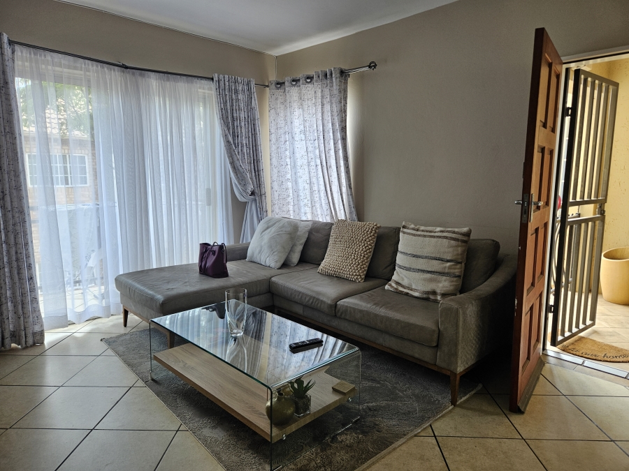 To Let 2 Bedroom Property for Rent in Noordheuwel Gauteng