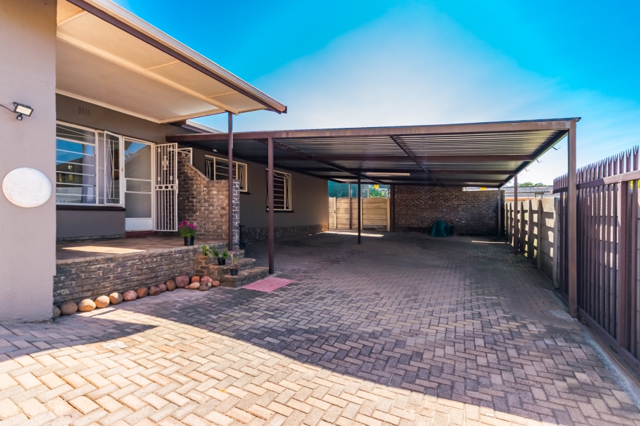 3 Bedroom Property for Sale in Krugersdorp North Gauteng