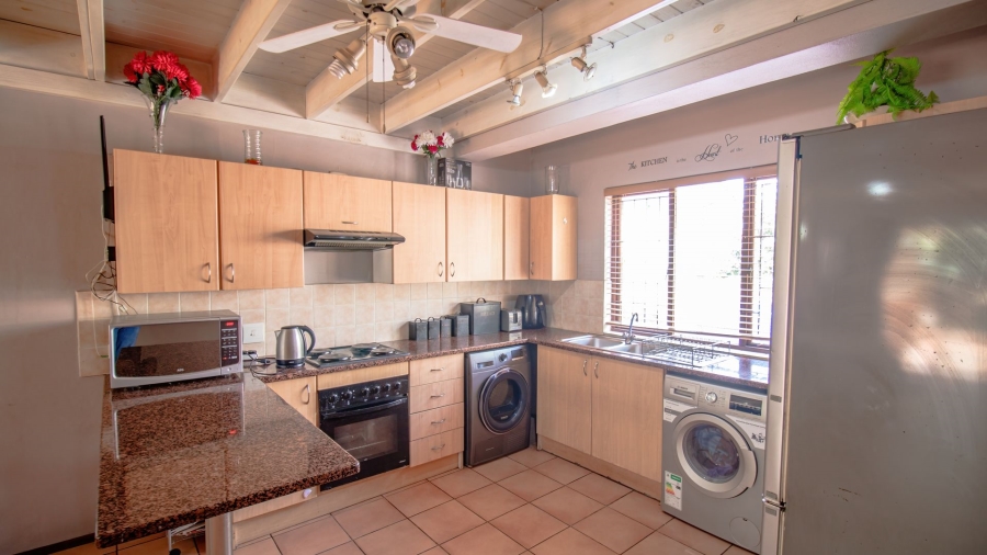 4 Bedroom Property for Sale in Halfway Gardens Gauteng