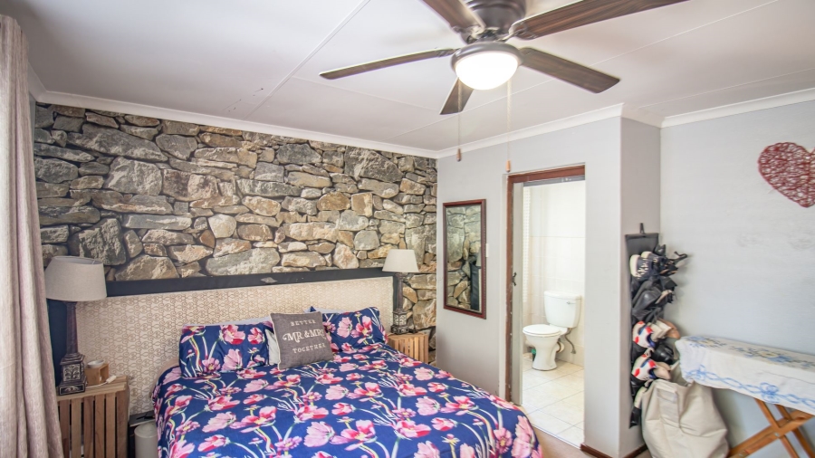 4 Bedroom Property for Sale in Halfway Gardens Gauteng