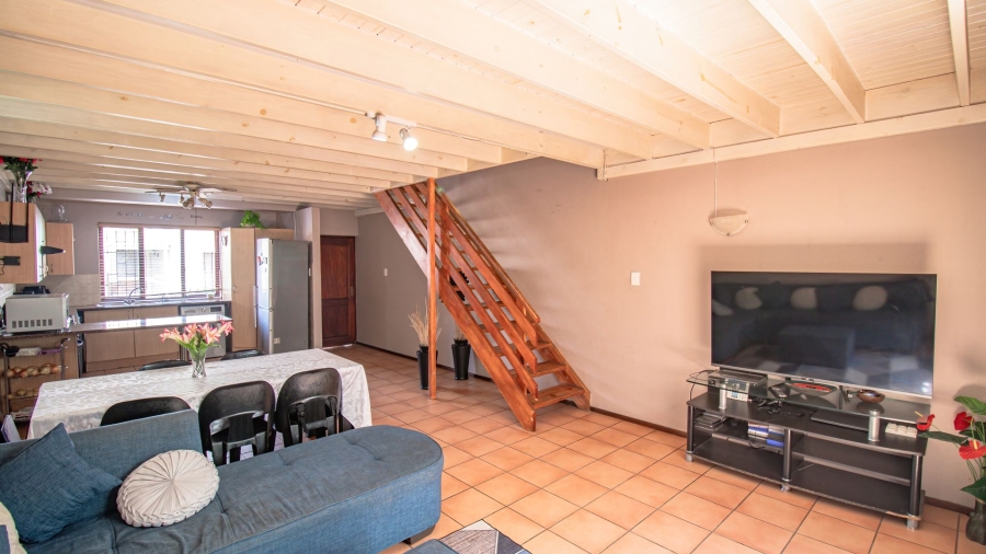 4 Bedroom Property for Sale in Halfway Gardens Gauteng