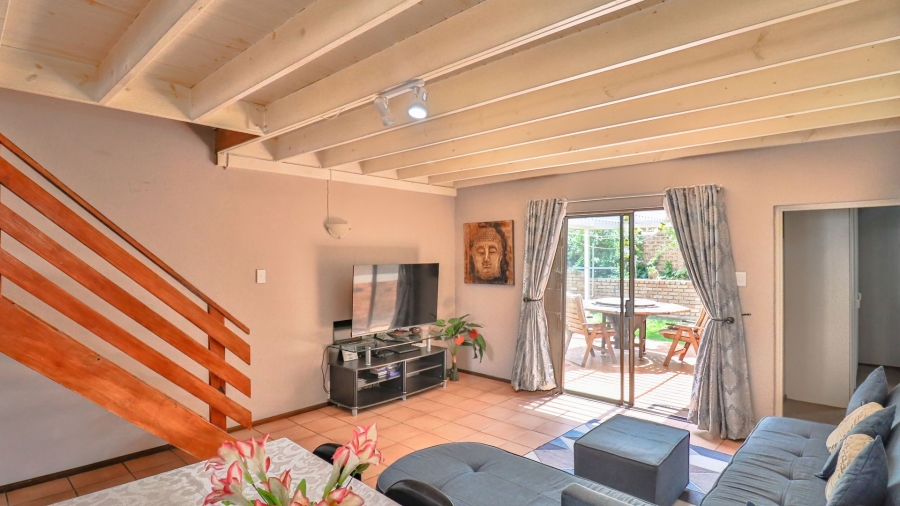 4 Bedroom Property for Sale in Halfway Gardens Gauteng