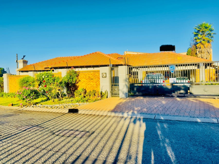 3 Bedroom Property for Sale in Dalpark Ext 1 Gauteng