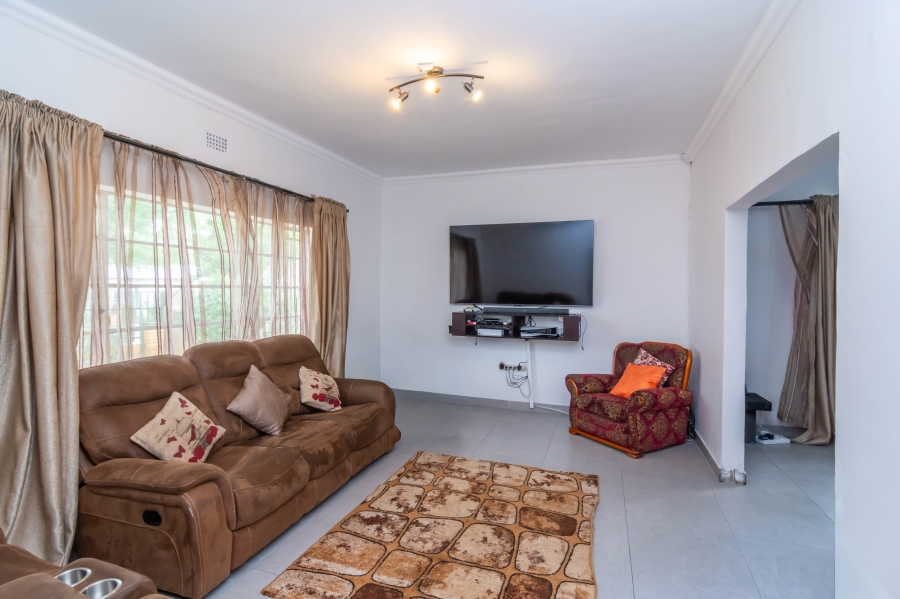 3 Bedroom Property for Sale in Discovery Gauteng