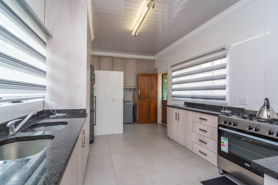 3 Bedroom Property for Sale in Discovery Gauteng