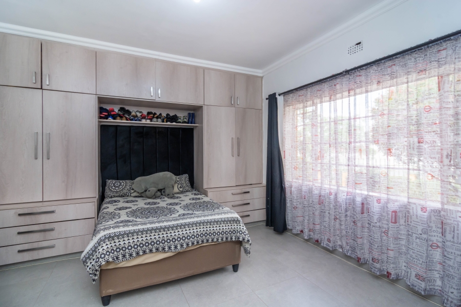 3 Bedroom Property for Sale in Discovery Gauteng