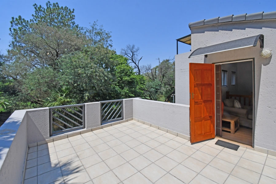 2 Bedroom Property for Sale in Morningside Gauteng