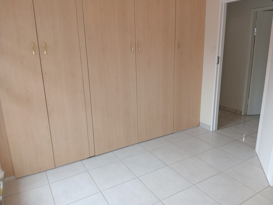 To Let 3 Bedroom Property for Rent in Birch Acres Gauteng