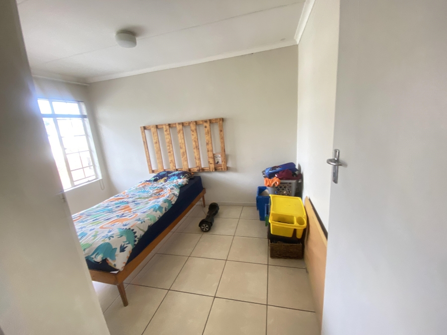 2 Bedroom Property for Sale in Annlin Gauteng
