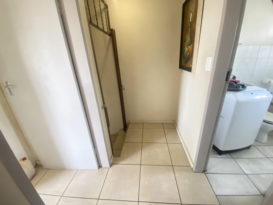 2 Bedroom Property for Sale in Annlin Gauteng