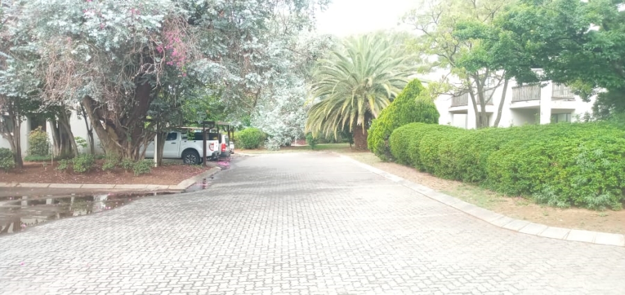 2 Bedroom Property for Sale in Bloubosrand Gauteng