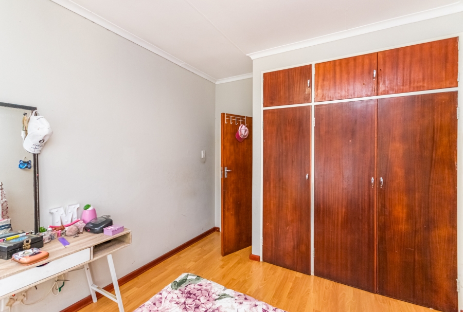 4 Bedroom Property for Sale in Doringkloof Gauteng