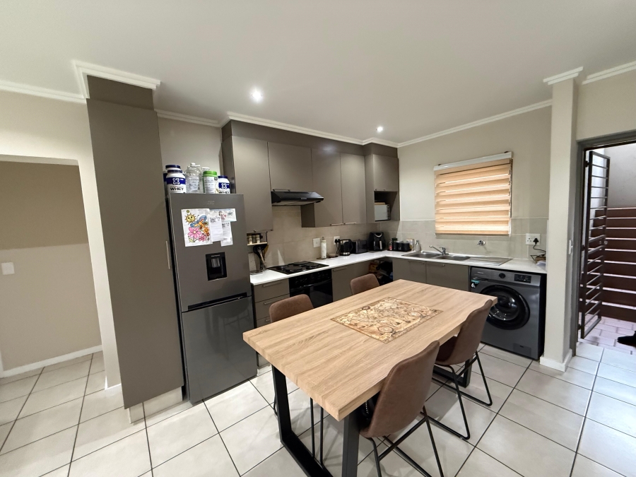 2 Bedroom Property for Sale in Craigavon Gauteng