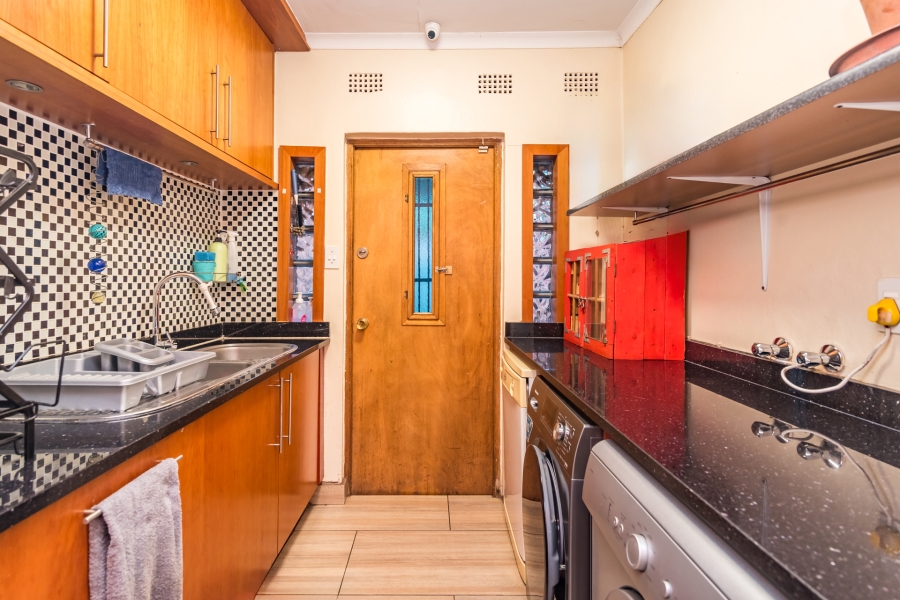 6 Bedroom Property for Sale in Florida Hills Gauteng