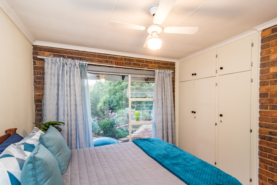 6 Bedroom Property for Sale in Florida Hills Gauteng