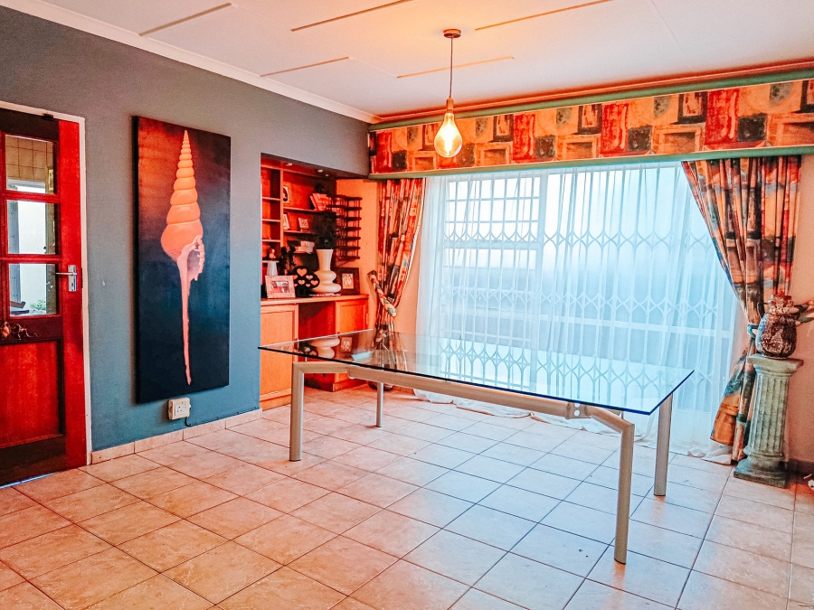 3 Bedroom Property for Sale in Orange Grove Gauteng