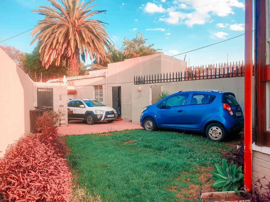 3 Bedroom Property for Sale in Orange Grove Gauteng