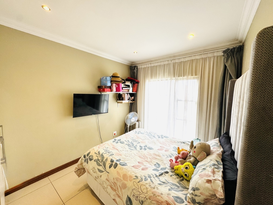 3 Bedroom Property for Sale in Thatchfield Hills Gauteng