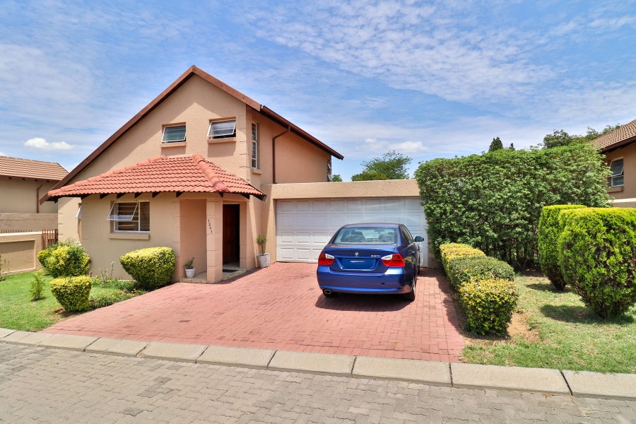 4 Bedroom Property for Sale in Halfway Gardens Gauteng