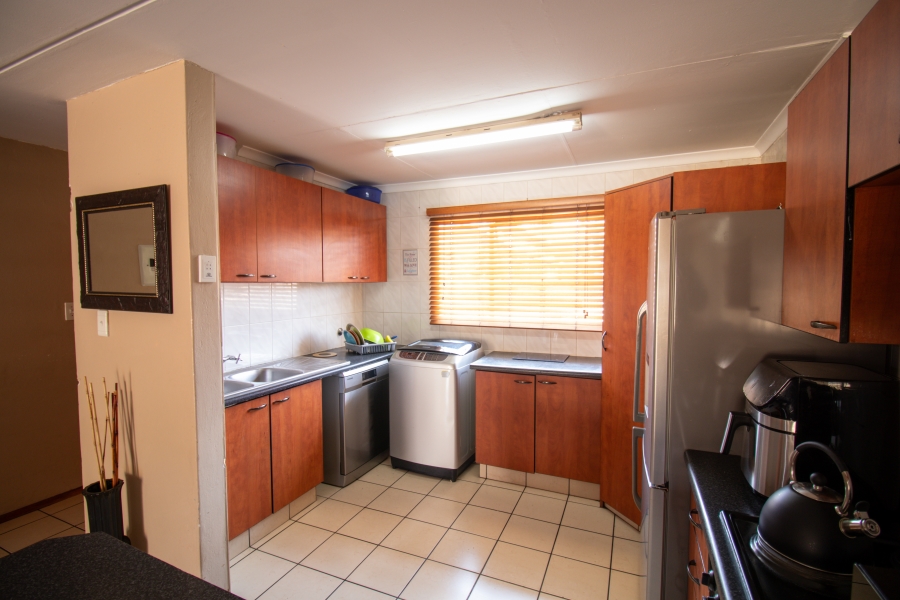 4 Bedroom Property for Sale in Halfway Gardens Gauteng
