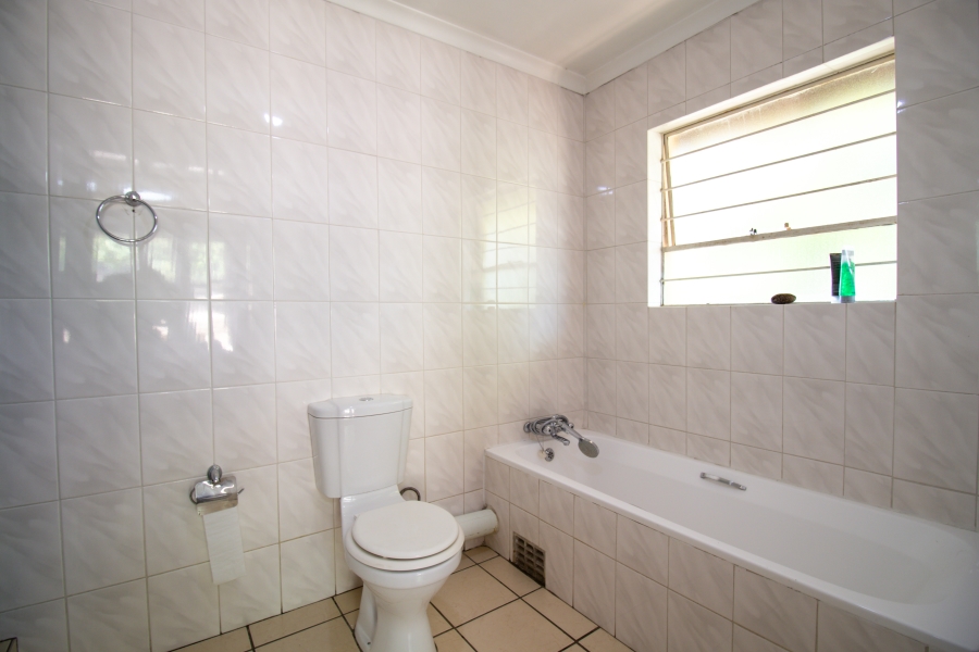 4 Bedroom Property for Sale in Halfway Gardens Gauteng