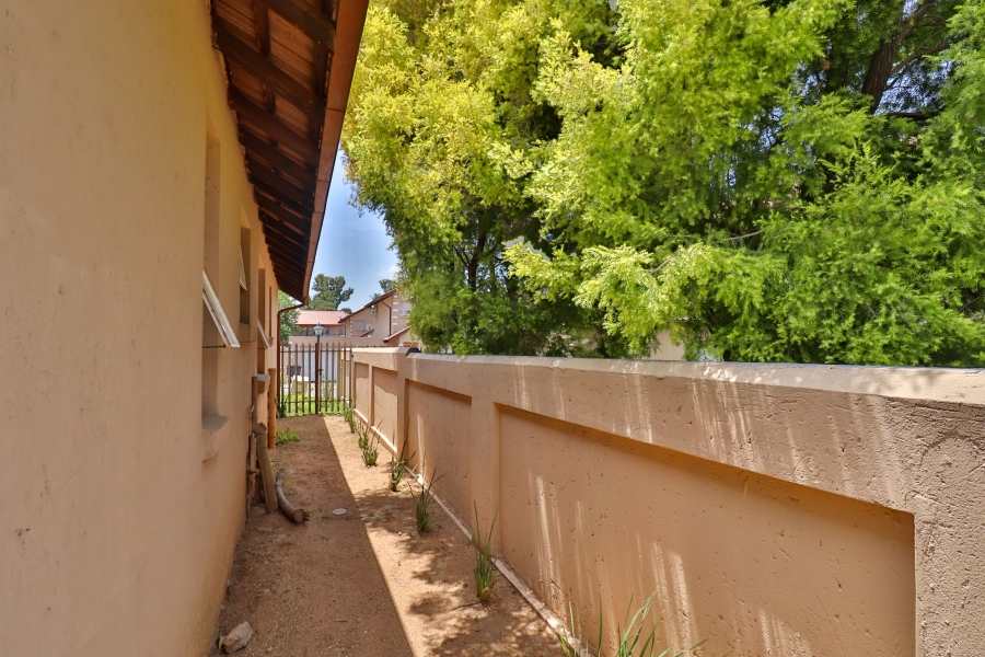 4 Bedroom Property for Sale in Halfway Gardens Gauteng