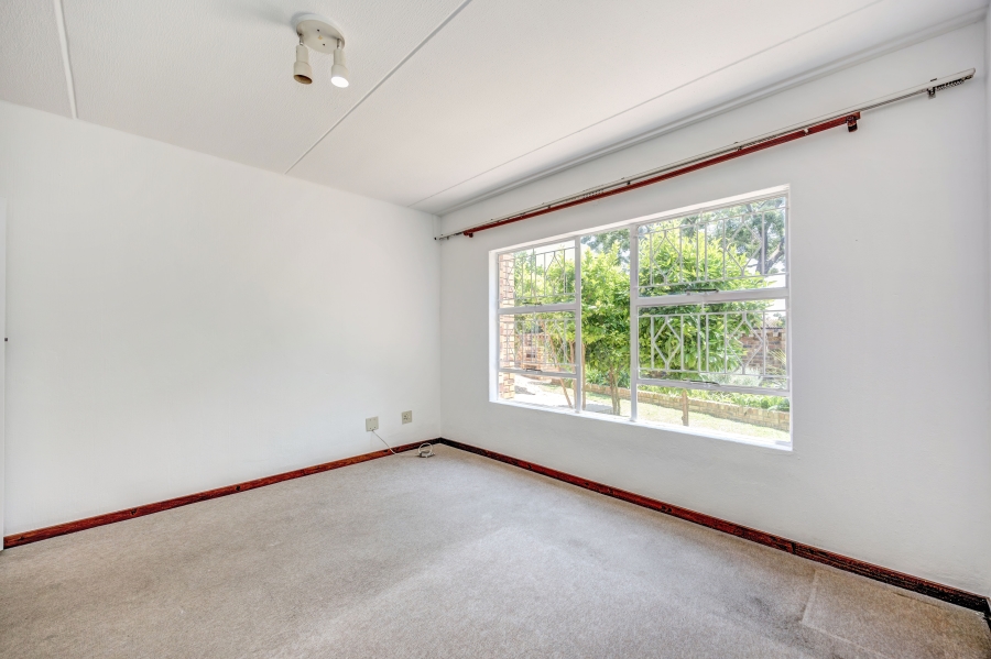 2 Bedroom Property for Sale in Fourways Gauteng